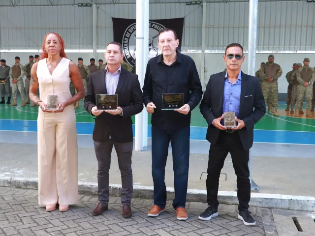 BOPE/PMAL celebra 49 anos e homenageia o presidente da ASSMAL pelo constante apoio à tropa